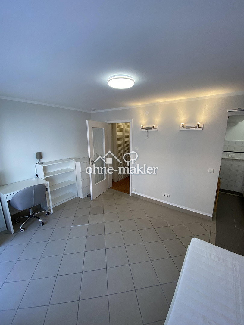 Zentrale Lage mit Balkon – gepflegtes 1-Zimmer-Apartment, 70180 Stuttgart (Mitte Süd)