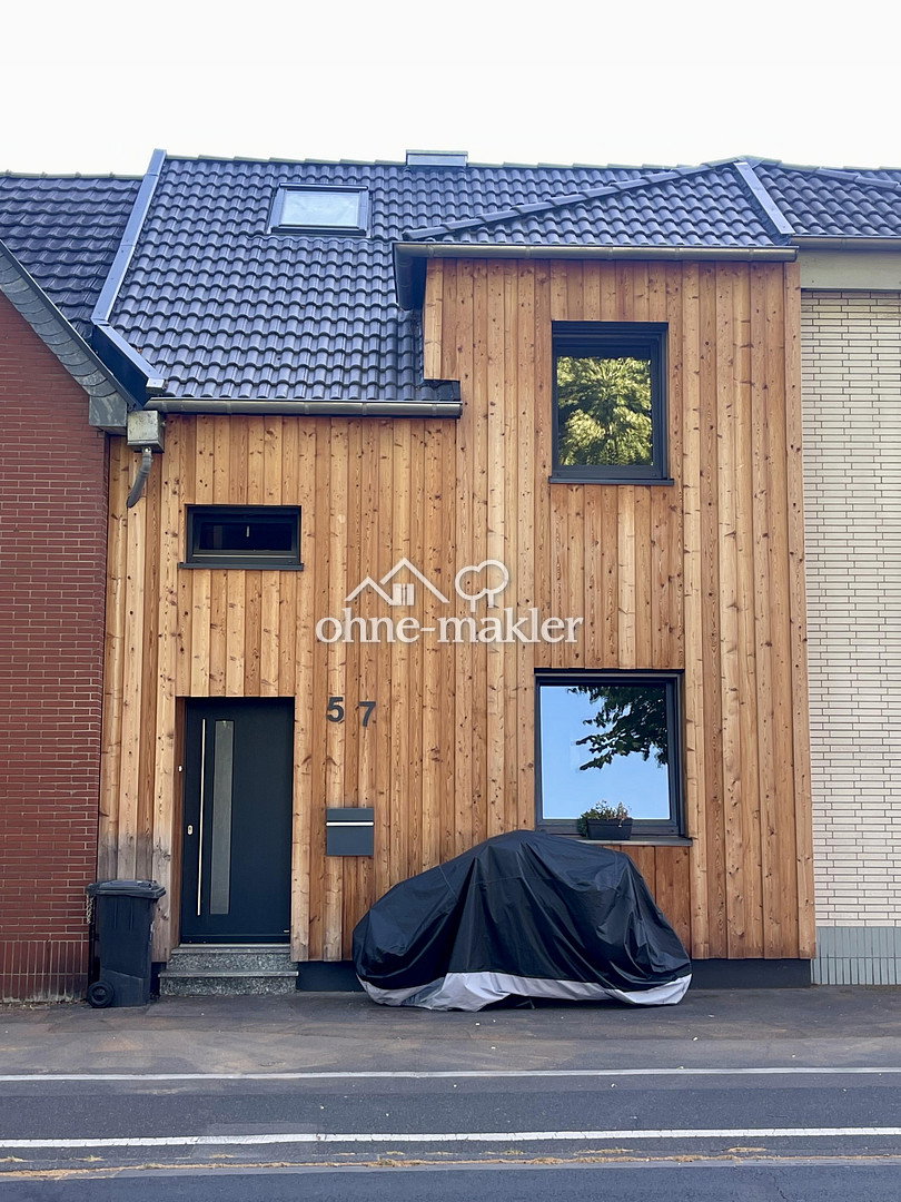 Lichtrundes Einfamilienhaus mit Gartenterrassennear S-Bahn, 50226 Frechen