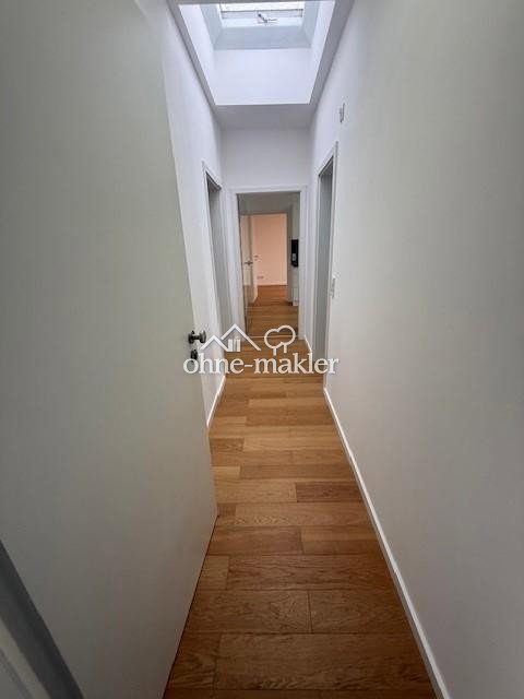 Luxus DG-Wohnung mit Balkon im Zentrum, 31582 Nienburg (Weser)