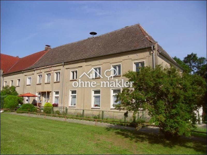Gutshaushälfte mit Potenzial in Sanitz, 18190 Sanitz