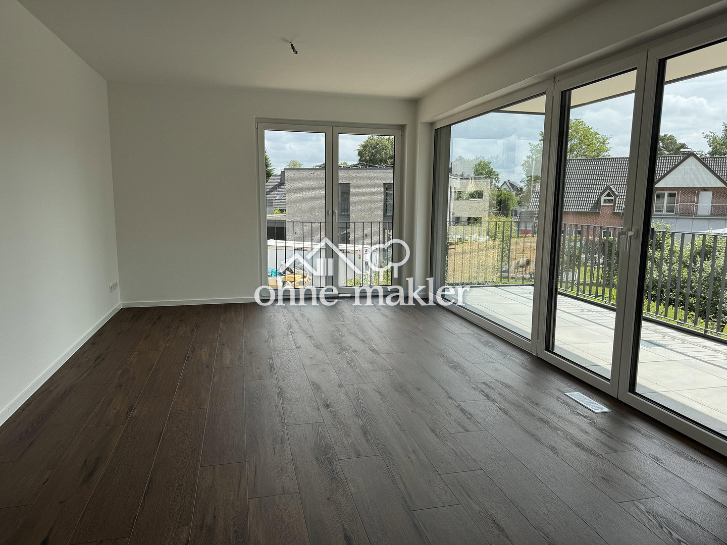 Modernes 3-Zimmer-Wohnung mit Terrassen, 33415 Verl