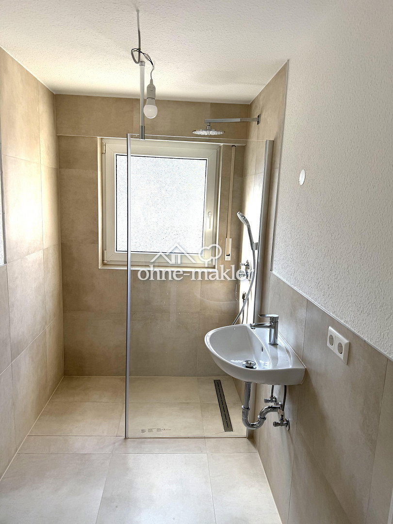 Erstbezug in Stuttgart-Mühlhausen mit Balkon, 70378 Stuttgart (Mühlhausen)