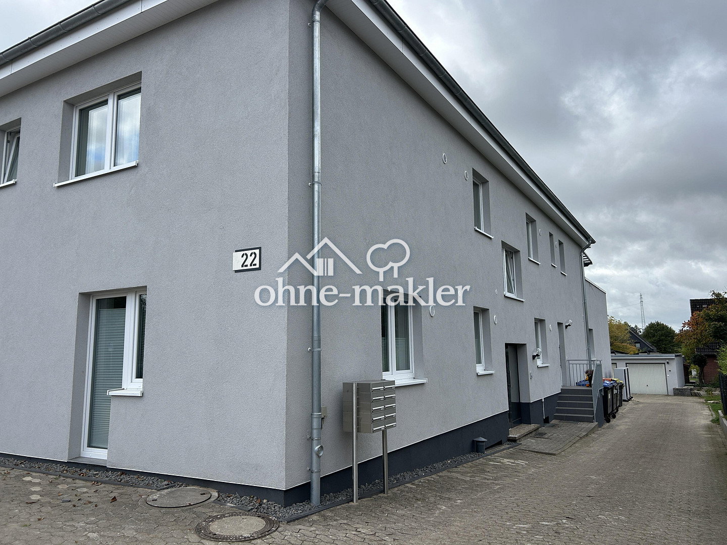 Dachgeschoss mit Loggia & Nobilia-EBK in Schacht-Audorf, 24790 Schacht-Audorf