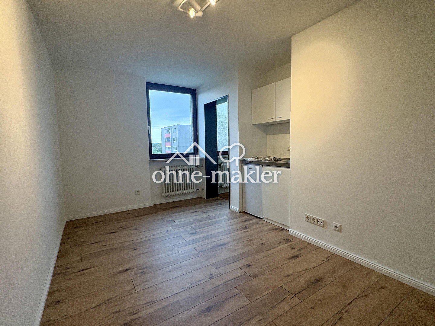 Frisch renoviert - helle 1-Zimmer-WG in Sieglitzhof, 91054 Erlangen (Burgberg Erlangen-Nord Erlangen-Ost Innenstadt Sieglitzhof)