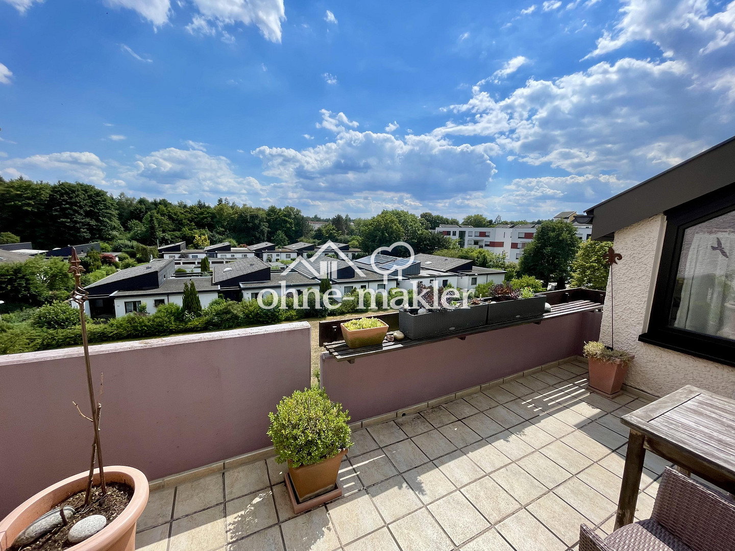 Traum-Dachgeschoßwohnung mit Weitblick in Ulm, 89079 Ulm