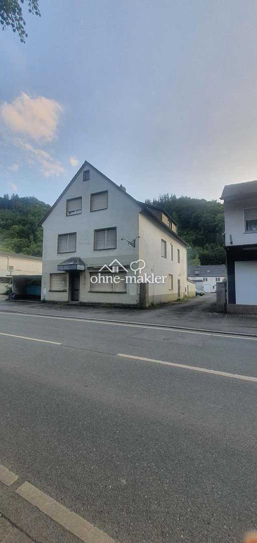 Mehrfamilienhaus in Werdohl – Chance für Familie & Investition, 58791 Werdohl