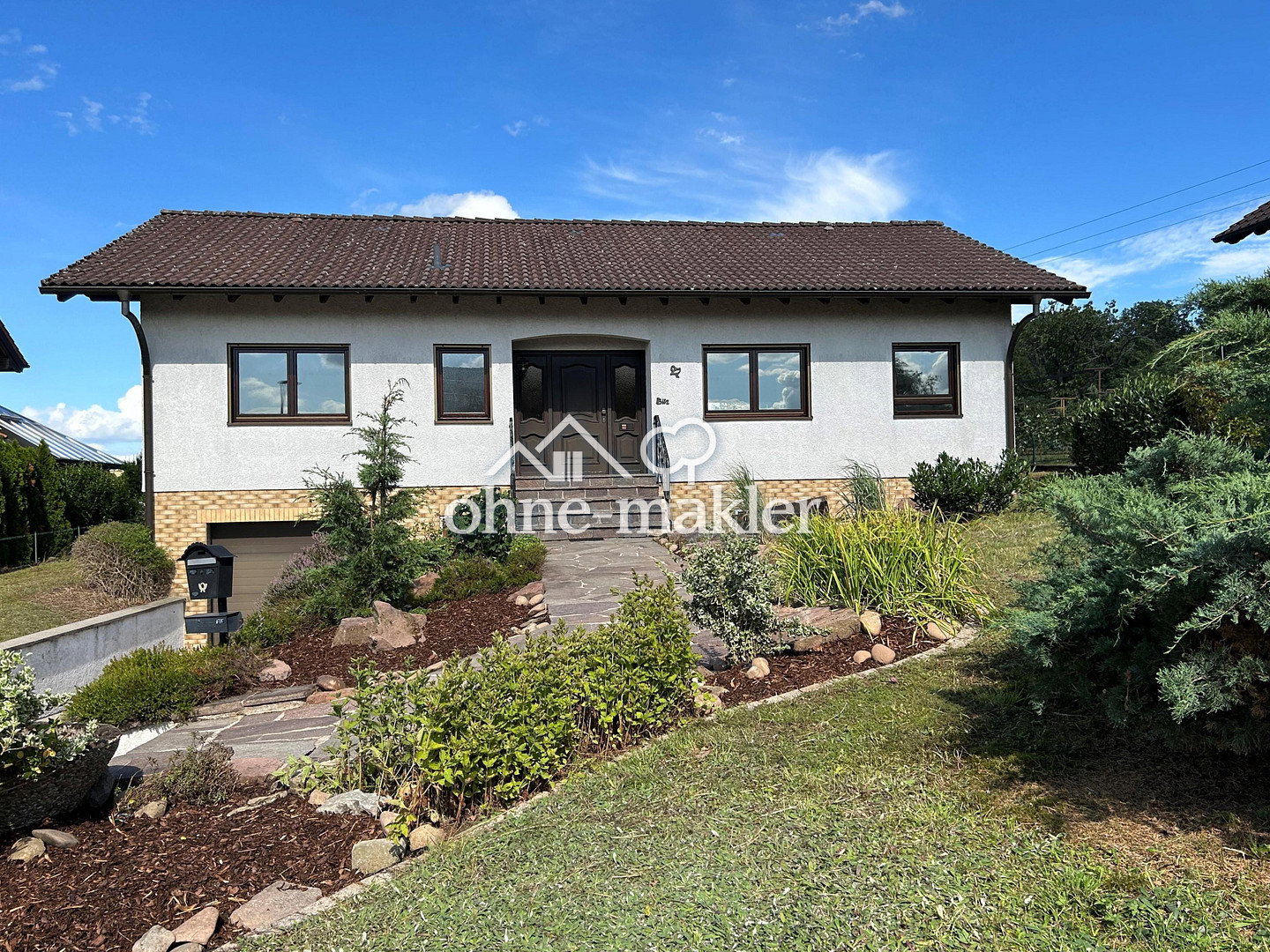 Gepflegtes Einfamilienhaus mit Garten in Straubenhardt, 75334 Straubenhardt
