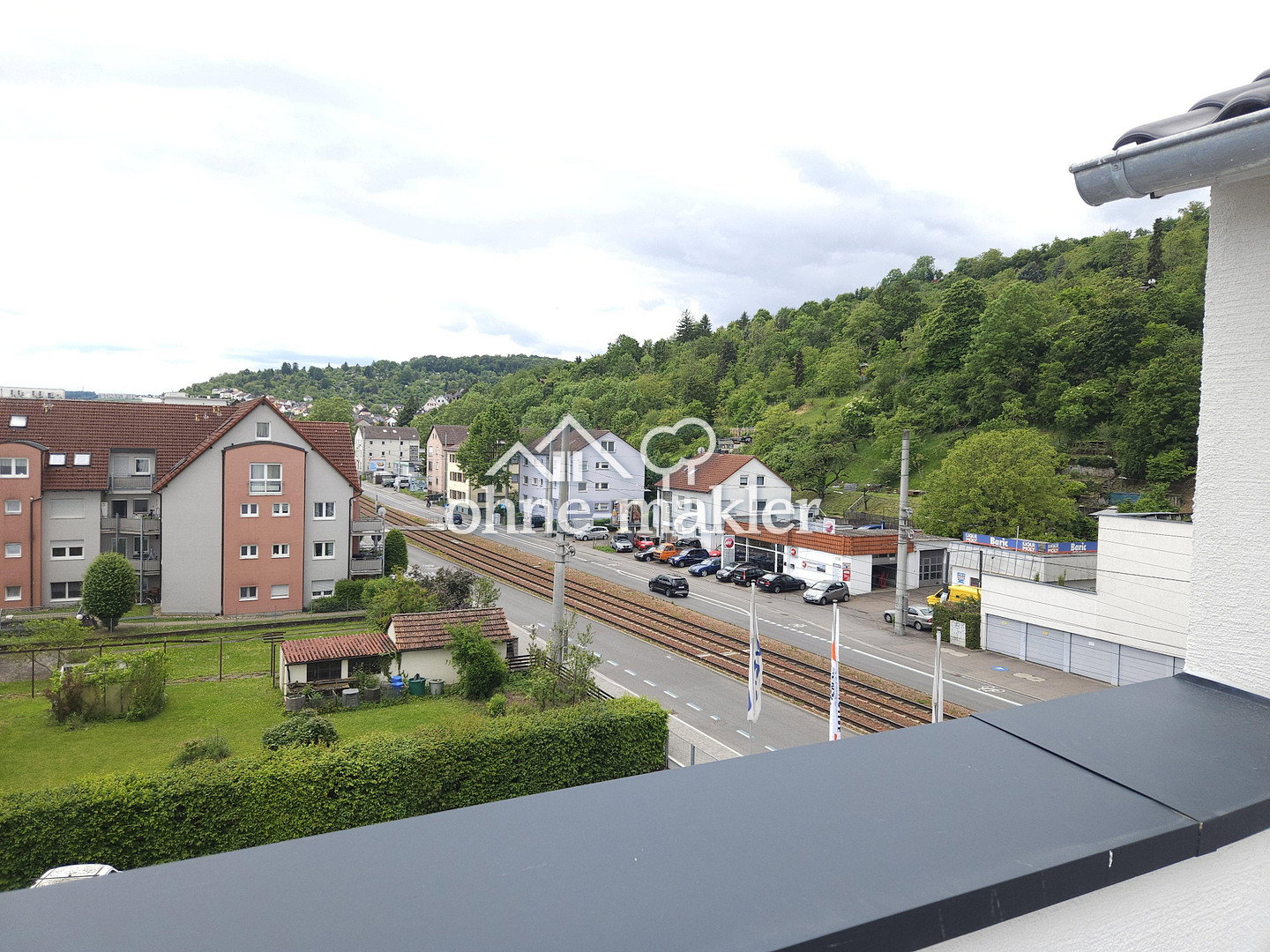 Stylish 4-Zimmer-Wohnung mit Dachterrasse, 70327 Stuttgart