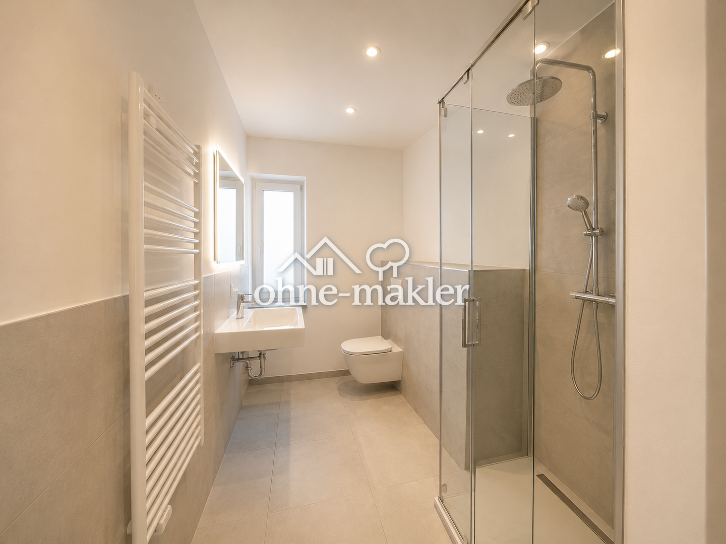 Sanierte 2-Zimmer-Wohnung mit Klimaanlage und Balkon, 80798 München (Maxvorstadt Schwabing-West)
