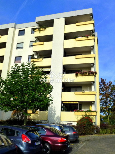 Dachgeschosswohnung mit Weitblick in Oberursel, 61440 Oberursel (Taunus)