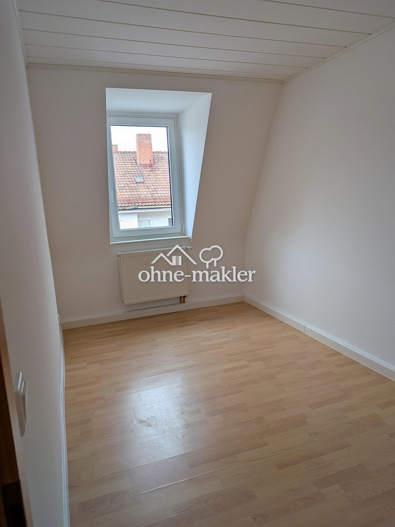 Charmante 3-Zimmer-Dachgeschosswohnung in St. Johannis, 90419 Nürnberg (Kleinweidenmühle Sankt Johannis)