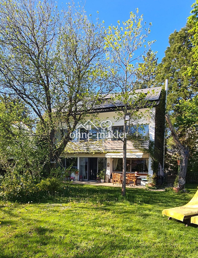 Großzügiges Haus mit Garten und Pool in Neuried, 82061 Neuried
