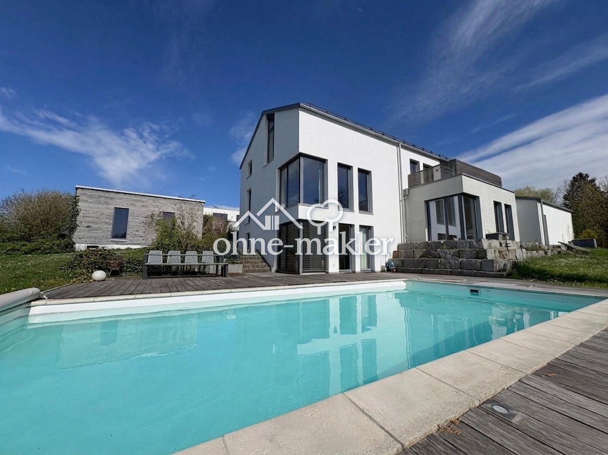 Exklusives Haus mit Pool in sonniger Lage, 84405 Dorfen