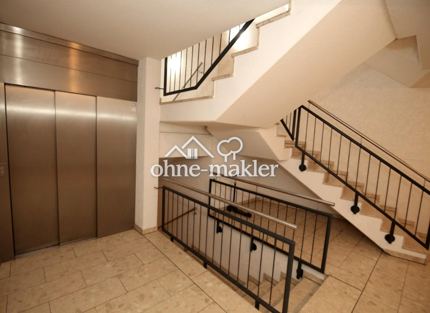 Möblierte 1,5-Zimmer-Wohnung mit Balkon in Karlsruhe, 76189 Karlsruhe (Daxlanden Grünwinkel Knielingen Mühlburg Oberreut)