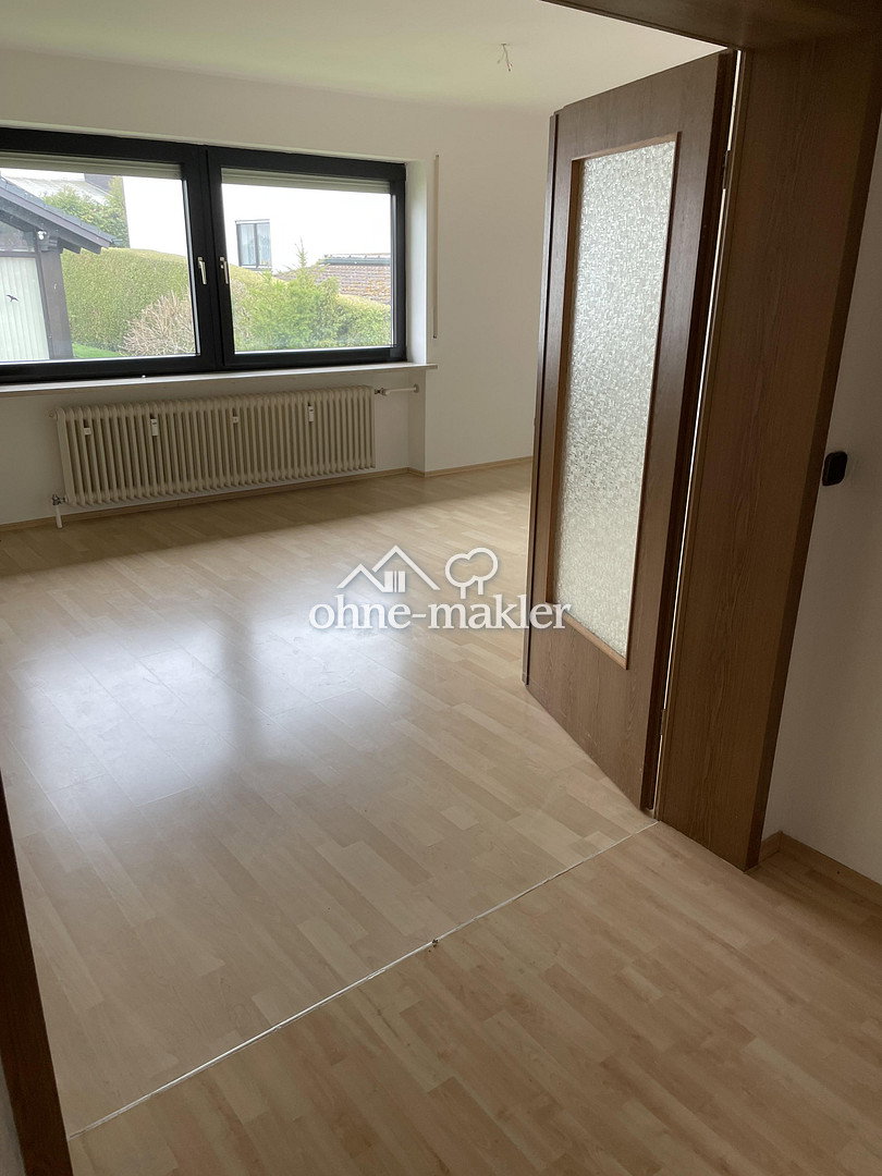 Mainburg Helle 4-Zimmer-Wohnung mit Balkon, 84048 Mainburg