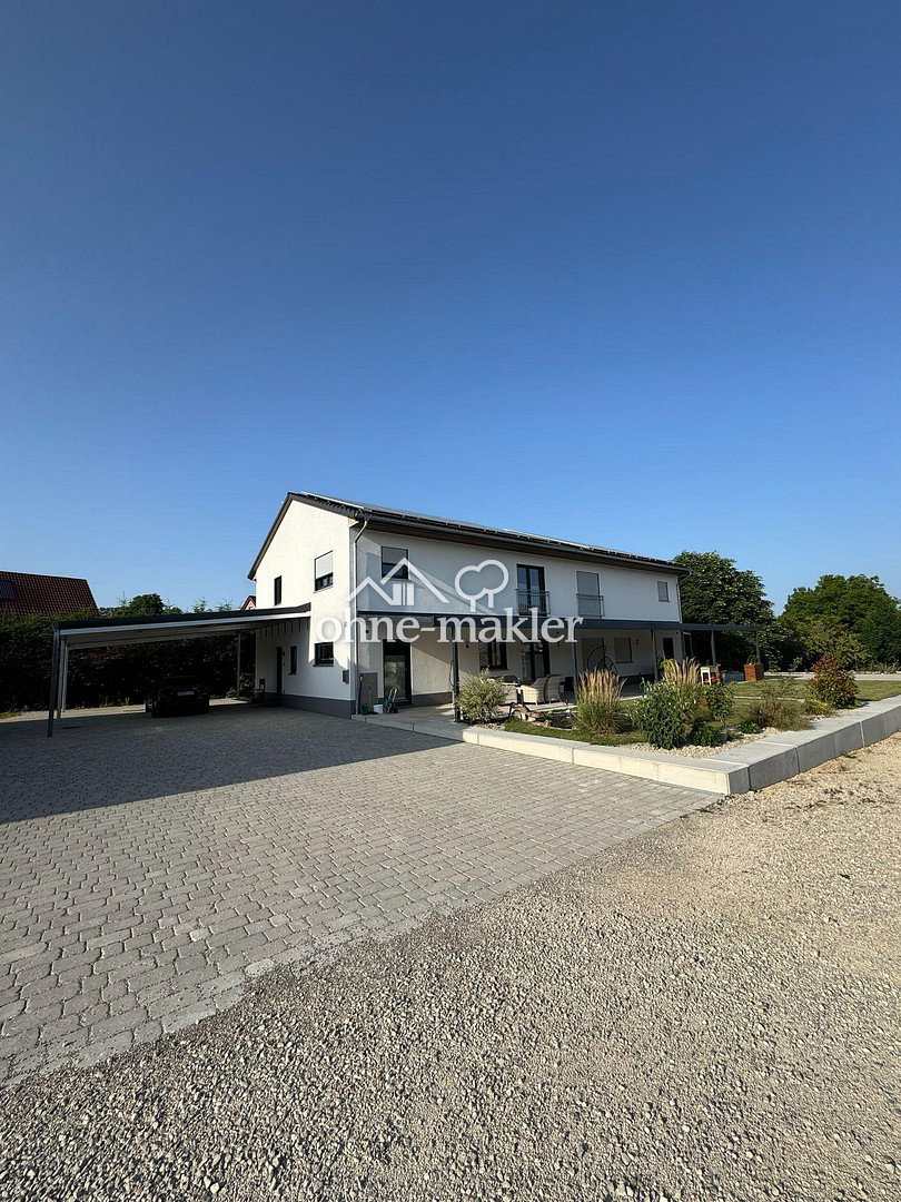 Große DHH mit Parkflächen in Ehekirchen, 86676 Ehekirchen
