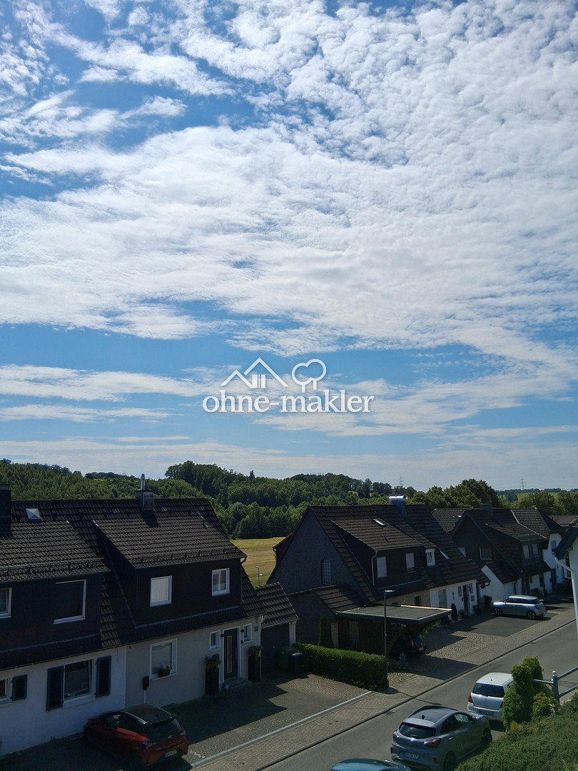 4-Zimmer-Dachgeschosswohnung mit Loggia zentral gelegen, 51688 Wipperfürth