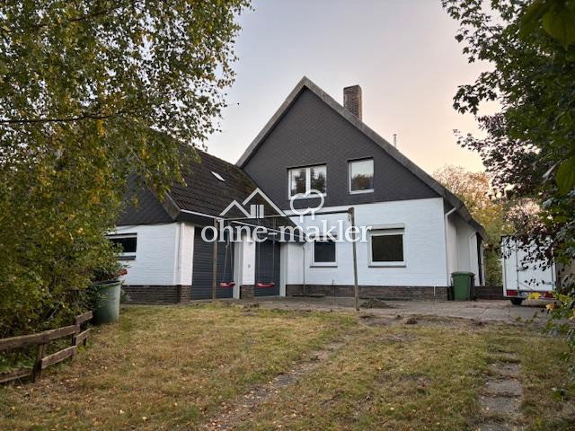 Zweifamilienhaus mit Grundstück – Traum für Familien, 24879 Neuberend