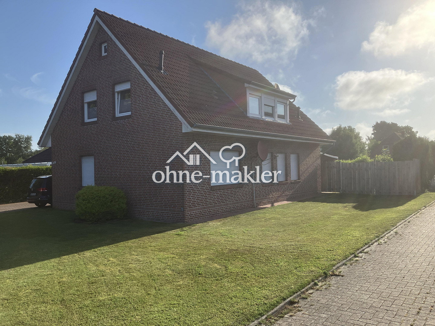 Zweifamilienhaus - DG frei, EG vermietet, 26842 Ostrhauderfehn