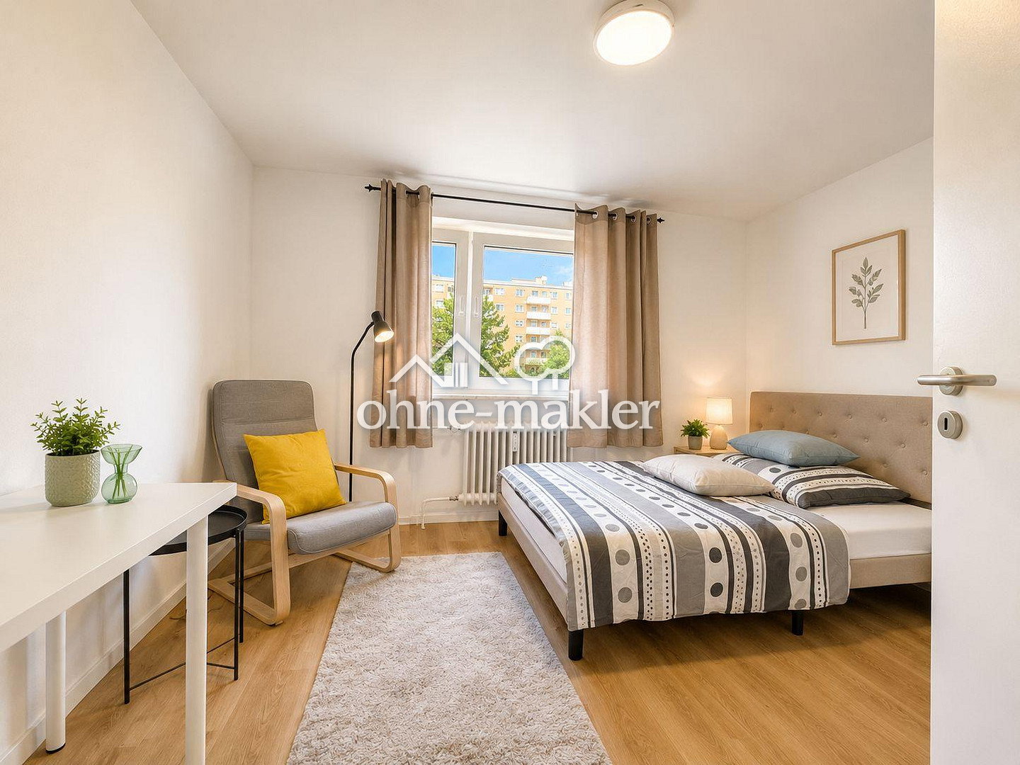 Hell eingerichtetes WG-Zimmer in München, 80935 München (Feldmoching-Hasenbergl Milbertshofen-Am Hart)