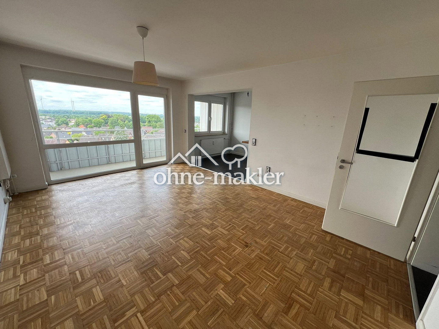 Großzügige 3-Zimmer-Wohnung mit Balkonblick in Mölln, 23879 Mölln