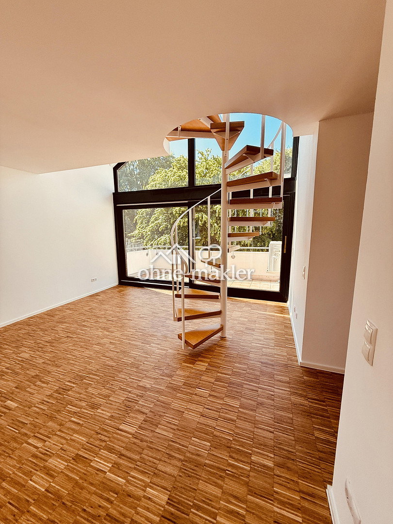 Große Dachterrasse Galerie in Alt-Weiden, 50858 Köln (Lindenthal Junkersdorf Weiden)