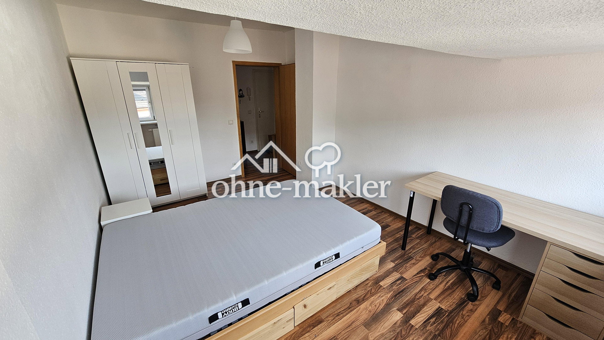 Großzügiges WG-Zimmer mit Pauschalmiete in zentralen Essener Straßen, 45145 Essen (Frohnhausen Holsterhausen)