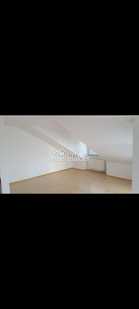 Helle Dachgeschoss-WG-Freundlichkeit, 85051 Ingolstadt