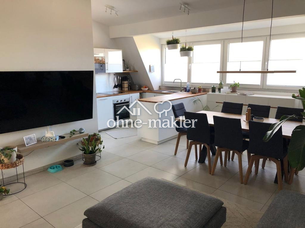 Barrierefreie Dachwohnung mit Stellplatz, 68219 Mannheim (Rheinau)