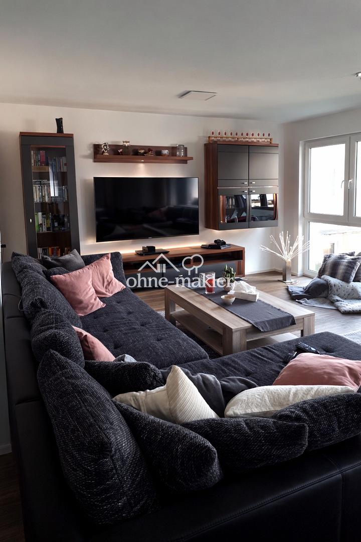 Stilvolle 2-Zimmer-Wohnung mit Balkon Garten in Rath-Heumar, 51107 Köln (Kalk)