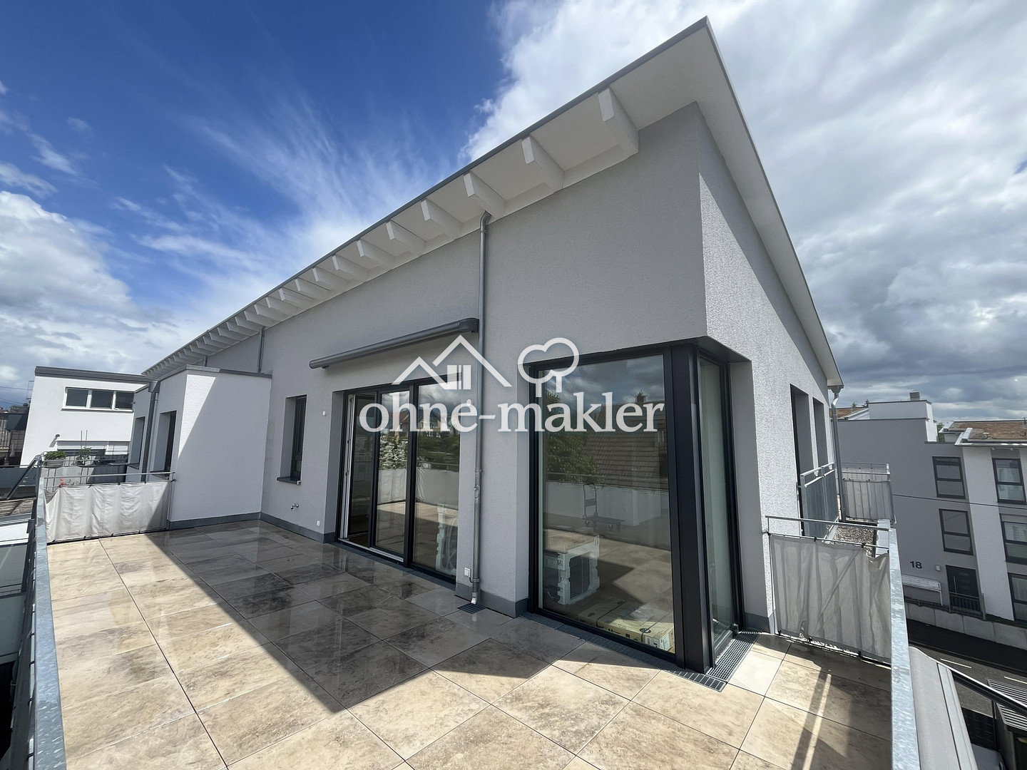Exklusives Penthouse mit hohen Decken und Balkon, 70794 Filderstadt