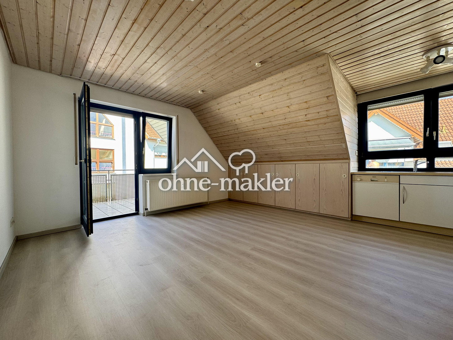 Dachgeschosswohnung mit Balkon in ruhiger Lage, 74206 Bad Wimpfen