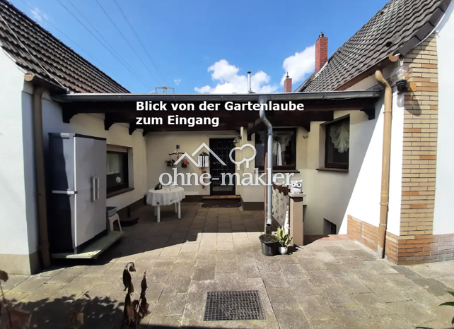 Idyllische Wohnung mit großem Grundstück, 47167 Duisburg (Marxloh Neumühl Obermarxloh Röttgersbach)