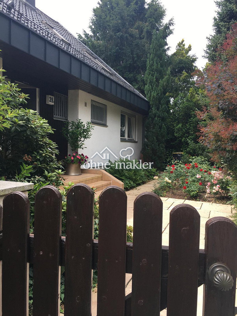 Traumhafter Garten und Pool – Ruhe in Katzwang, 90453 Nürnberg