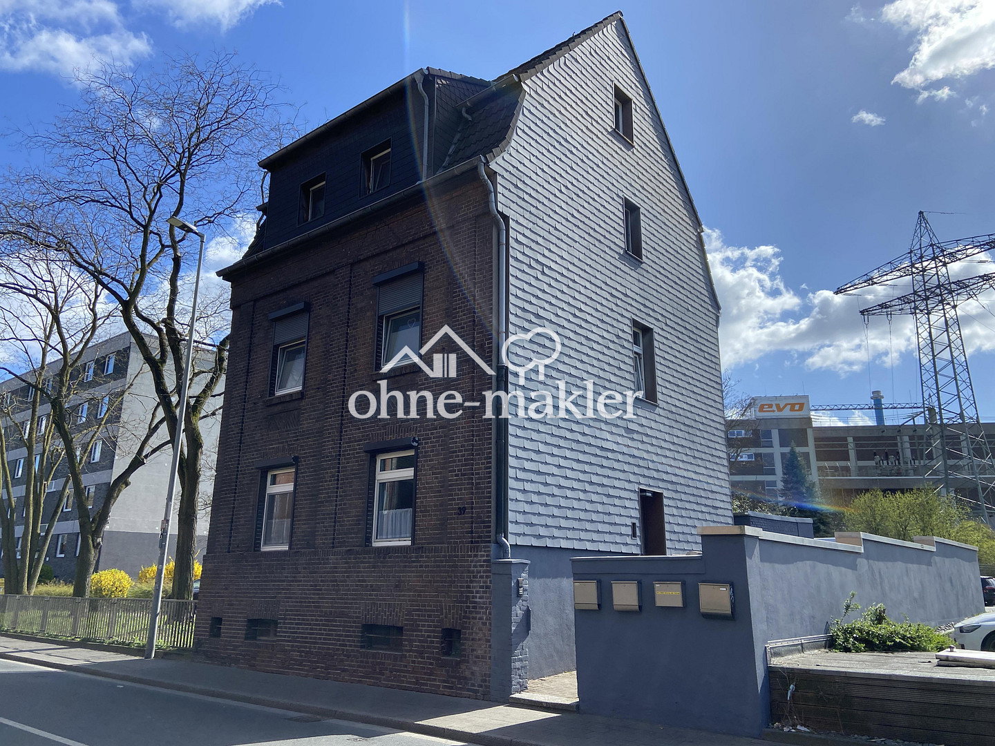 Vollvermietetes Familienhaus in Sterkrade-Mitte, 46047 Oberhausen