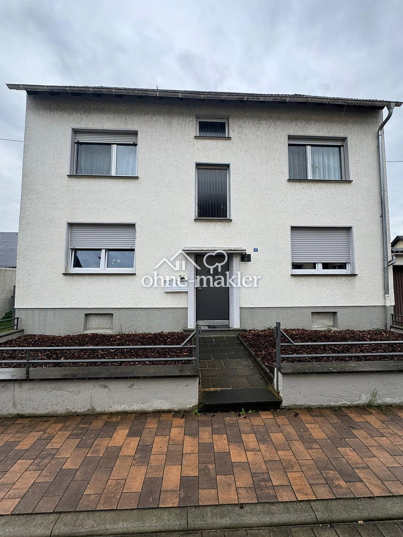 Erdgeschosswohnung mit Garten in Nickenich, 56645 Nickenich