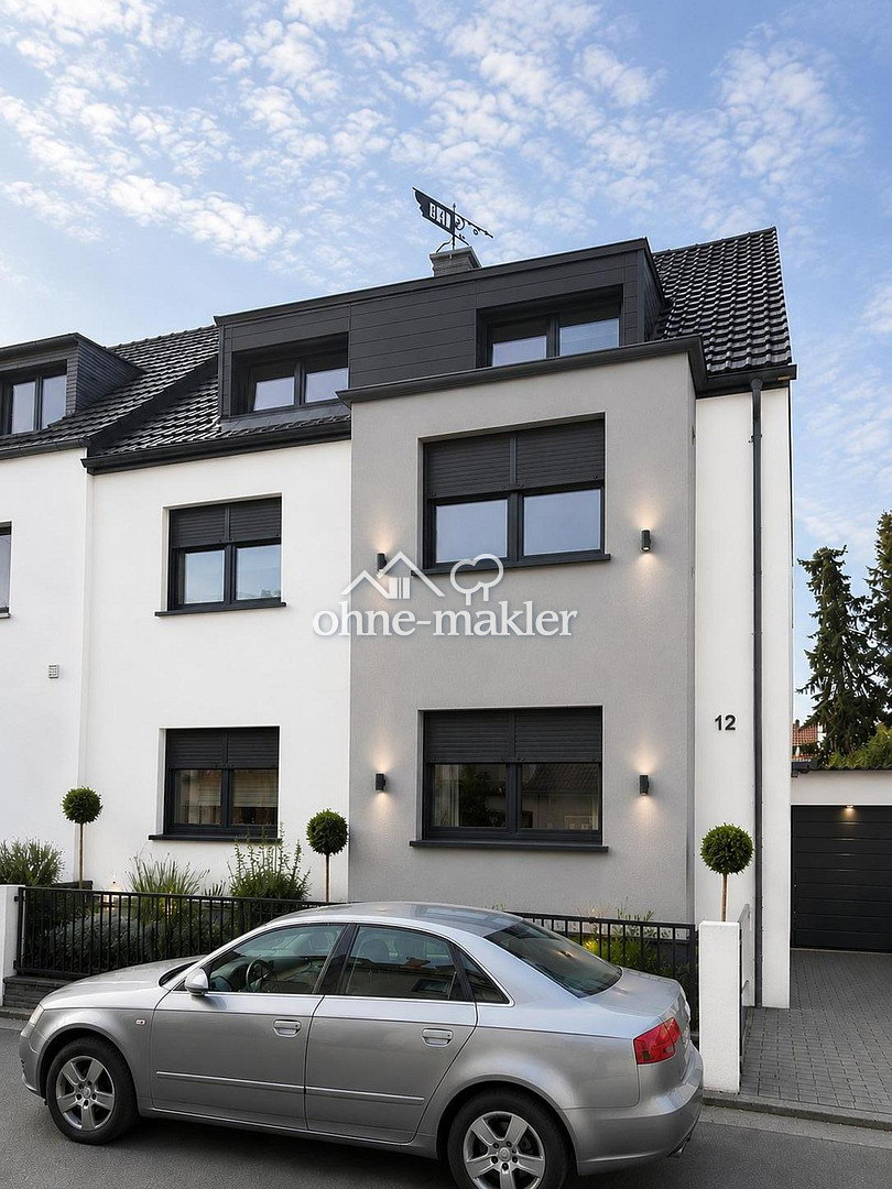 Dachgeschoss-Traum in Almenhof mit Balkon, 68199 Mannheim (Almenhof Neckarau)