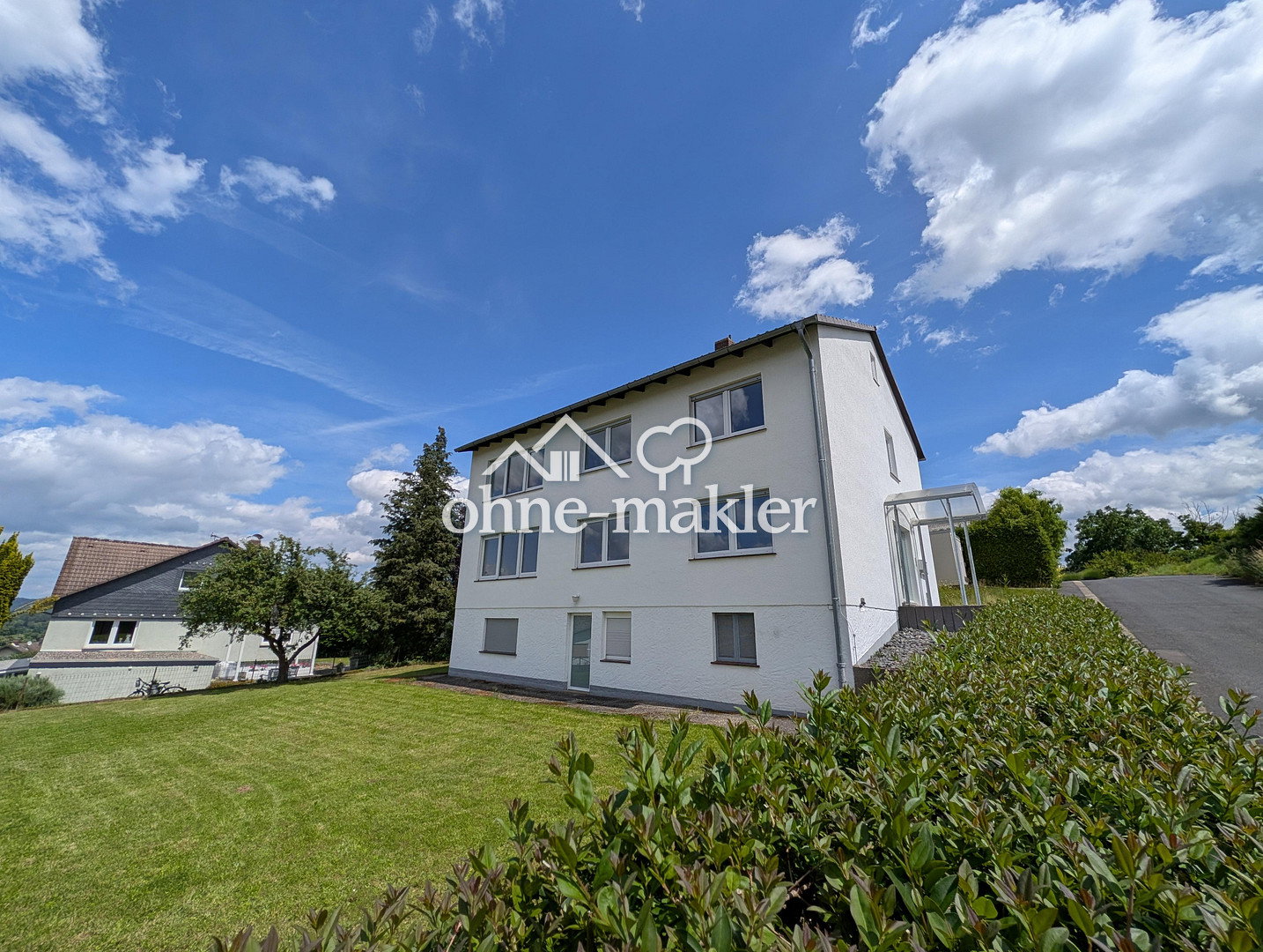 Großzügiges Zweifamilienhaus in Jesberg, 34632 Jesberg