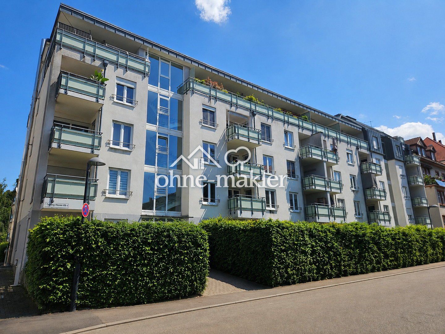 Gepflegte 2-Zimmer-Wohnung mit Balkon in Zentrum von Freiburg, 79100 Freiburg im Breisgau (Günterstal Vauban Wiehre)