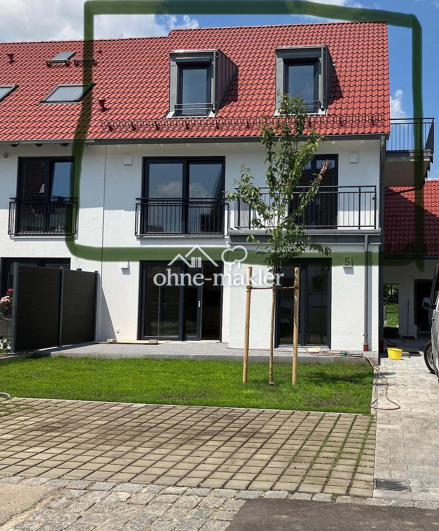 Charmante Maisonettewohnung mit 2 Balkonen in Karlsfeld, 85757 Karlsfeld