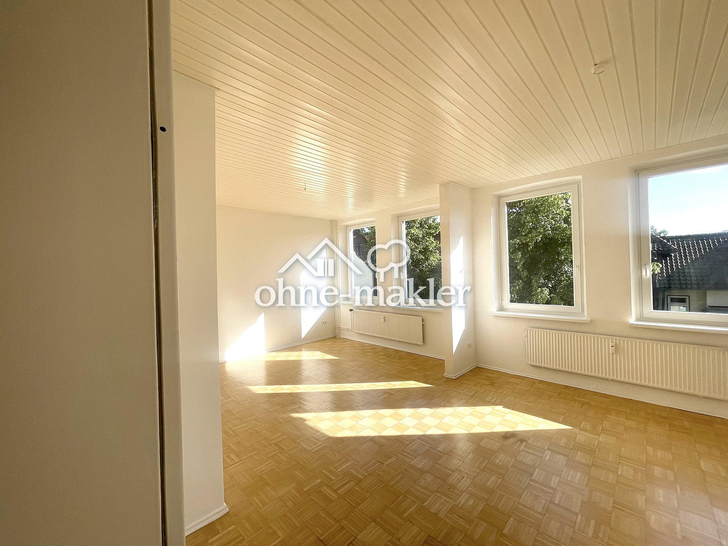 Frisch renoviert lichtdurchflutet in Zentrum Neumünster, 24534 Neumünster (Innenstadt)