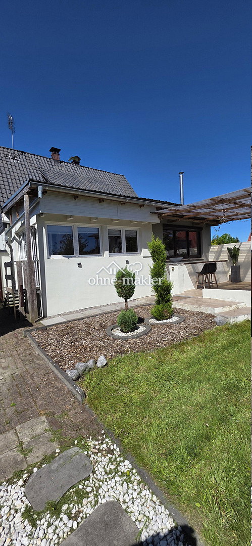 Charmantes Haus mit Anbau in Schortens, 26419 Schortens (Stadt Wilhelmshaven)