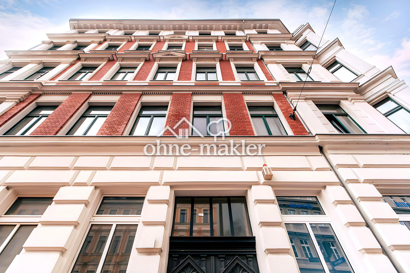 Tageslichtbad mit Balkon - zentral in Leipzig, 4315 Leipzig (Neustadt-Neuschönefeld Sellerhausen-Stünz Volkmarsdorf)