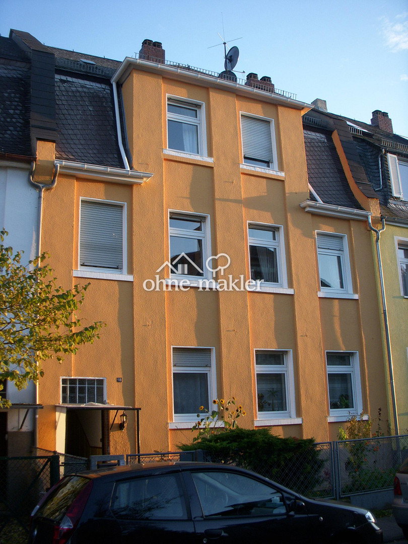 Charmante 4-Zimmer-Altbauwohnung mit Garten in ruhiger Lage, 65929 Frankfurt am Main (Höchst Schwanheim Unterliederbach)