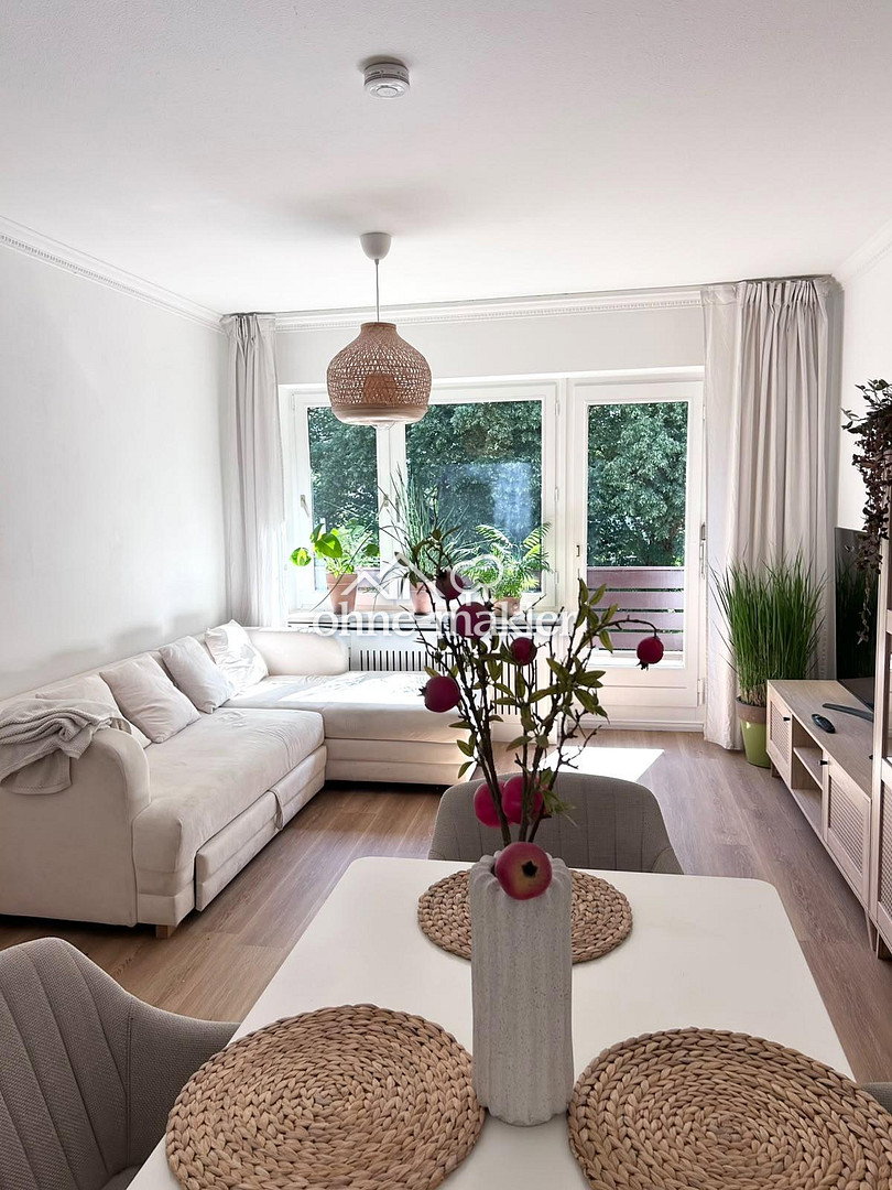 Helle 2-Zimmer-Wohnung mit Balkon in ruhiger Lage – Simmerleinplatz 11, 80992 München – Bild 1 von 6