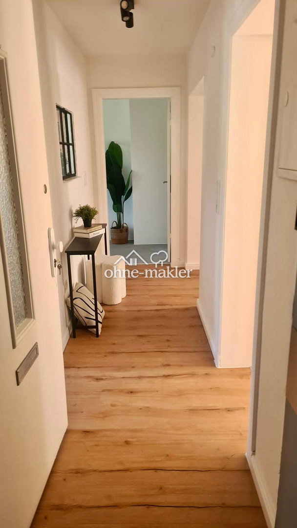 Kiel-Exerzierplatz Moderne 2-Zimmerwohnung, 24103 Kiel (Altstadt Damperhof Exerzierplatz Vorstadt)
