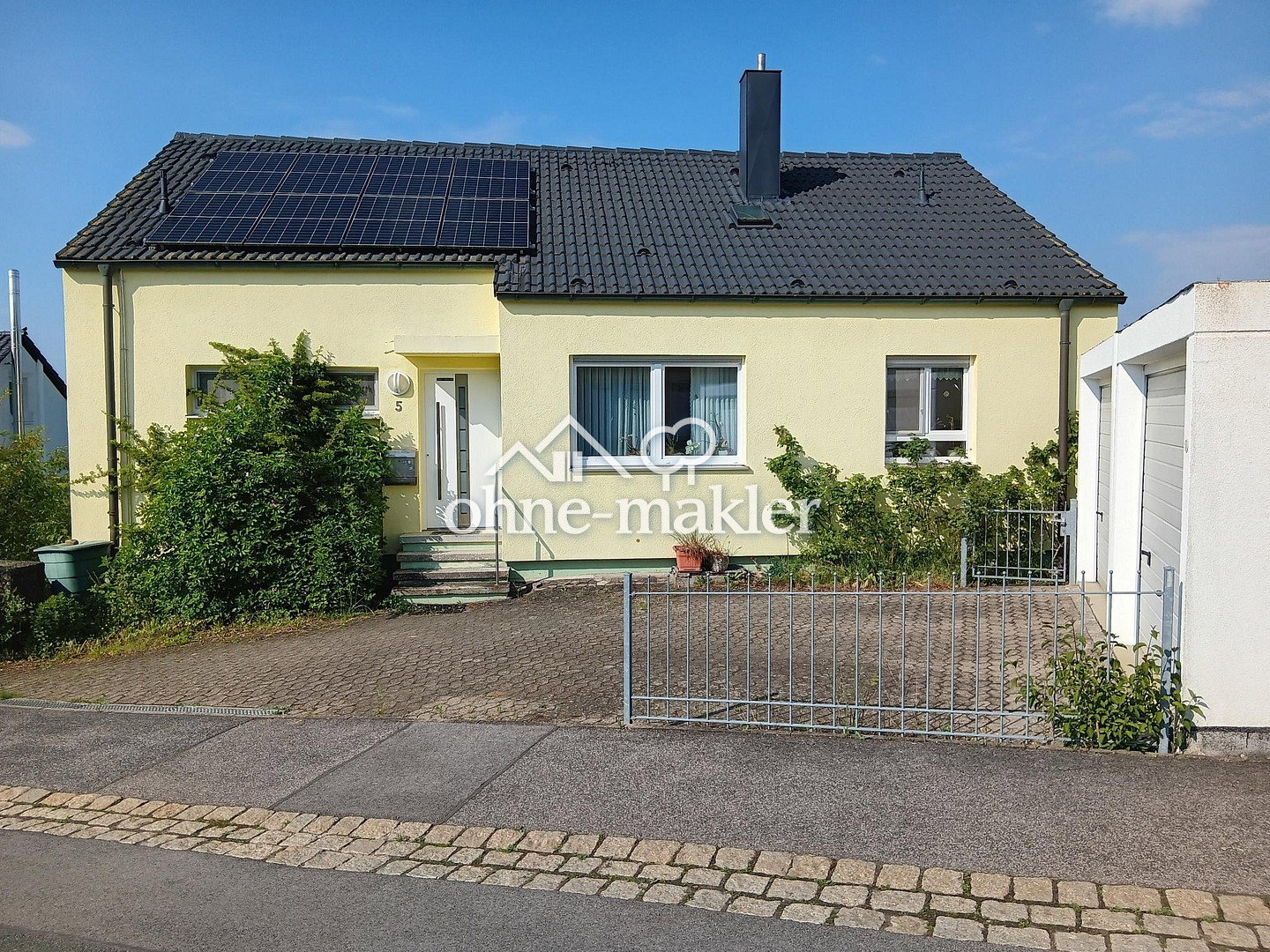 Familienparadies mit Einliegerwohnung in Memmelsdorf, 96117 Memmelsdorf