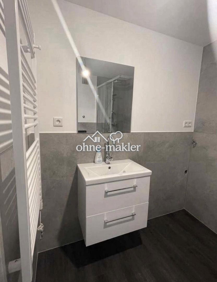 Zentral gelegene 2-Zimmer-Altbauwohnung mit Einbauküche, 52078 Aachen