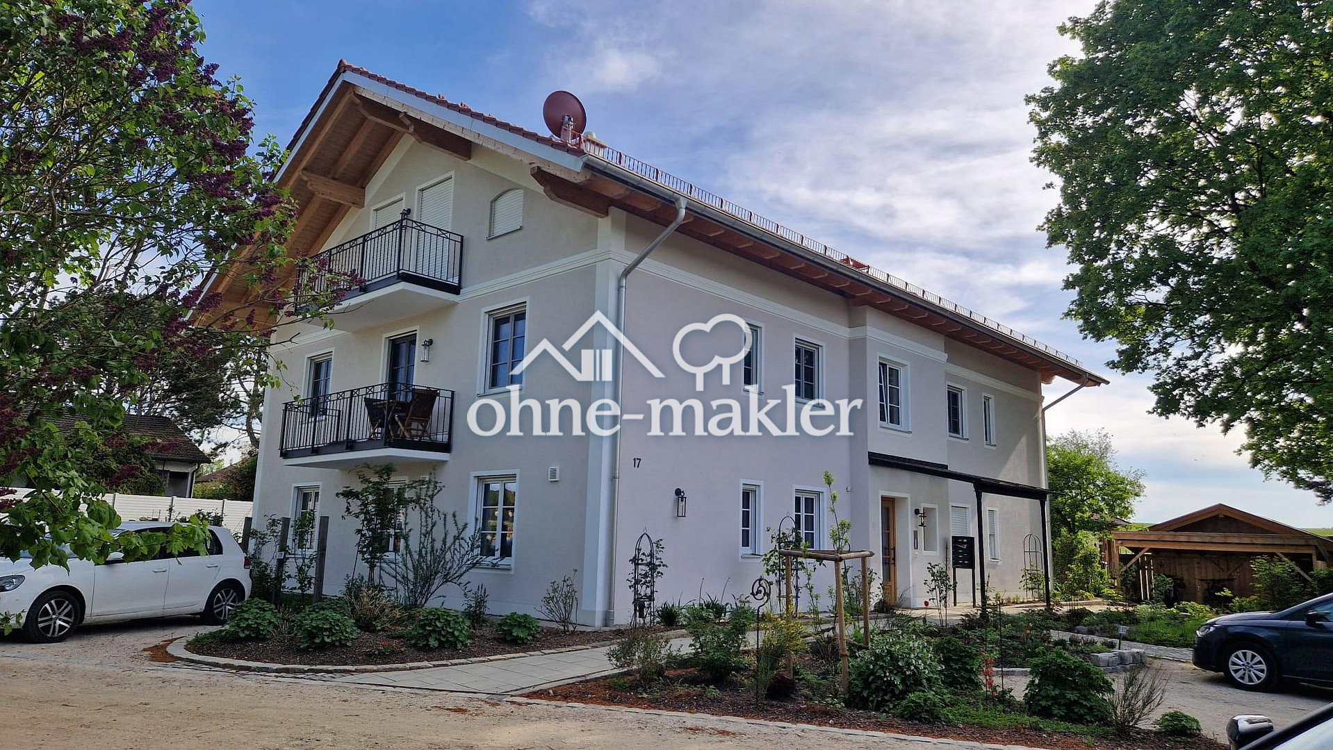 Neubau in Eiselfing modern & mit Balkon, 83549 Eiselfing