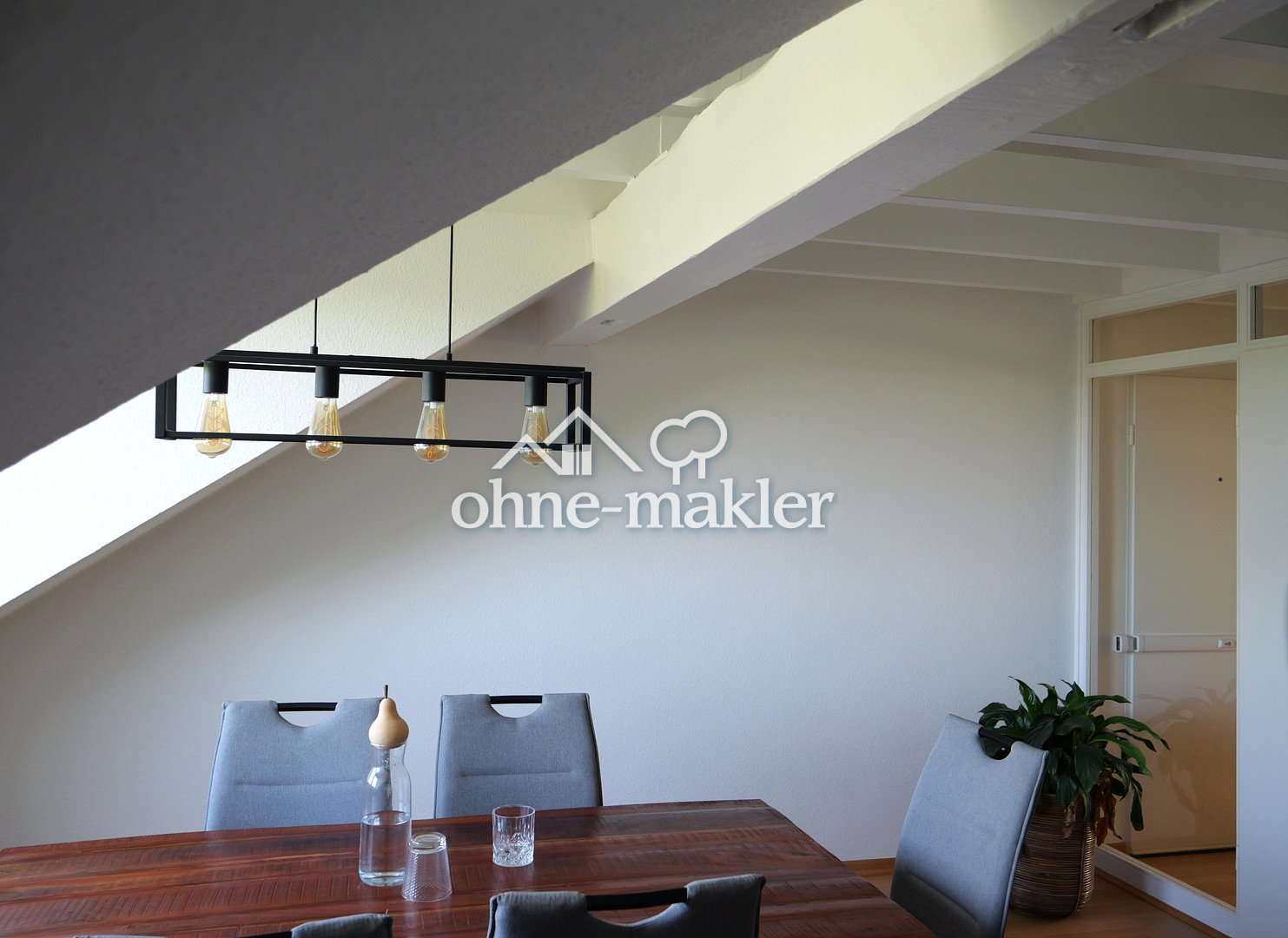 Charmante 2-Zimmer-Dachgeschosswohnung in Ensen-Westhoven, 51149 Köln (Porz Eil Ensen Gremberghoven Westhoven)